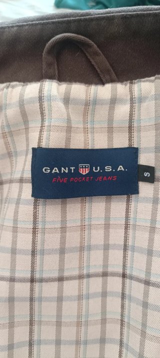 Chaqueta GANT Marrón