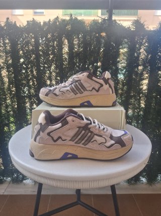 Zapatillas Adidas Response CL Bad Bunny Paso Fino