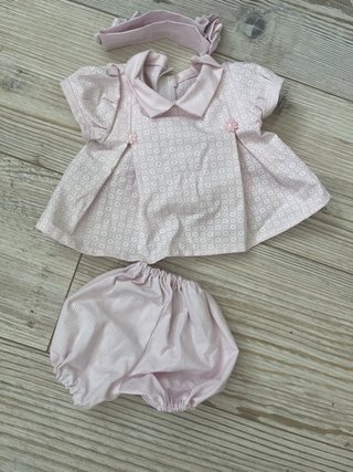 Muñeco Bebé con Conjunto de Ropa