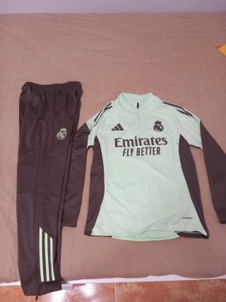 Chándal Real Madrid Adidas Verde y Marrón