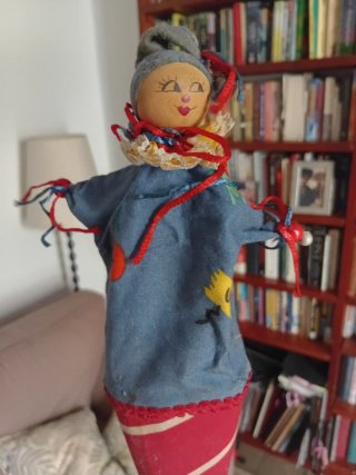 Marioneta antigua de palo anos 60.