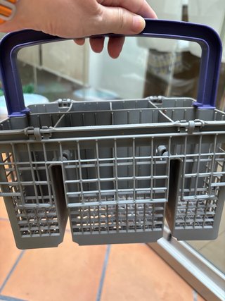 Cesta para cubiertos de lavavajillas Beko.