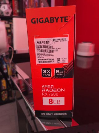 Tarjeta Gráfica Gigabyte AMD Radeon RX 7600 8GB