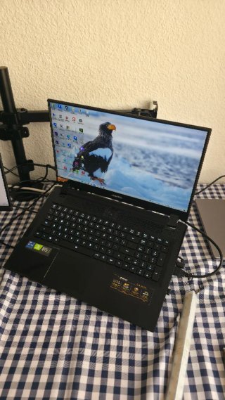 Portátil Gigabyte Aorus 17 RTX