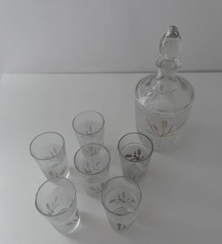 Jarra e Copos de Vidro