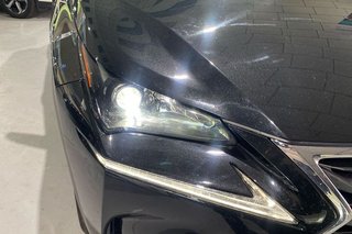 Lexus NX   2.5 300h Business Navigation 2WD