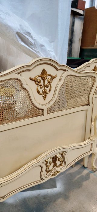 Cabeceros Luis XV Ratán y Madera