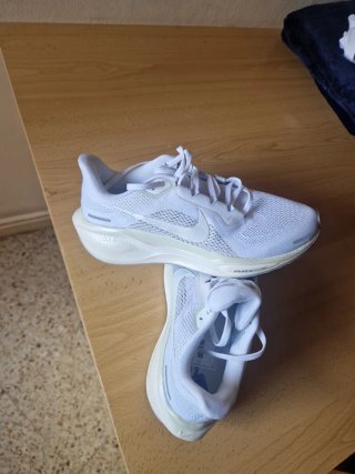 Zapatillas Nike Air Zoom blancas T.38.5