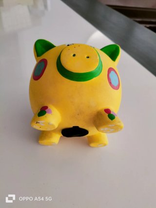 Graciosa hucha de Barro con Forma de Cerdito
