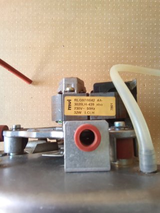 Extractor Caldera Ferroli Domina F 24 E