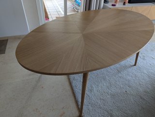 Mesa de comedor ovalada para 8 personas