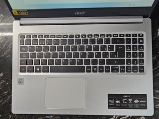 Portátil Acer Aspire 5 i7 8GB RAM 240GB SSD