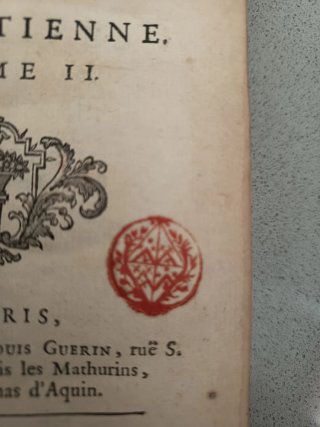 Libro de principios del siglo XVIII
