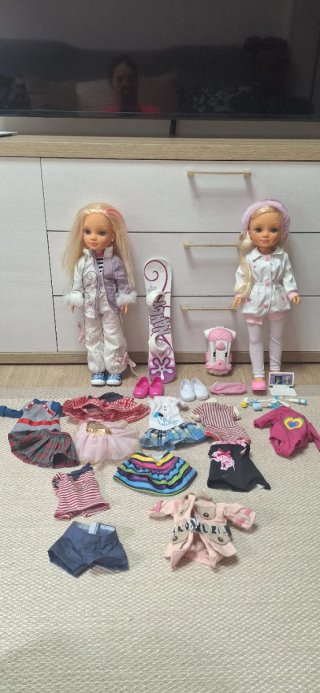 Lote de 2 Muñecas Nancy con Accesorios