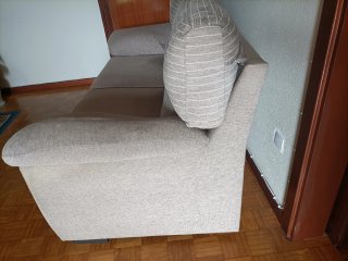 Sofá de 2 plazas tela beige/gris