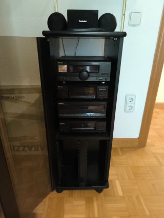 Minicadena Technics con Mueble