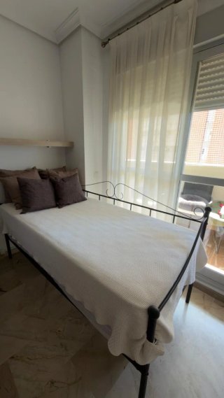 Sofá Cama o Diván con Estructura de Acero