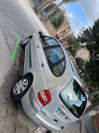Renault Scenic 2003