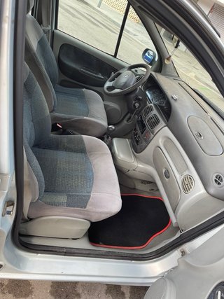 Renault Scenic 2003