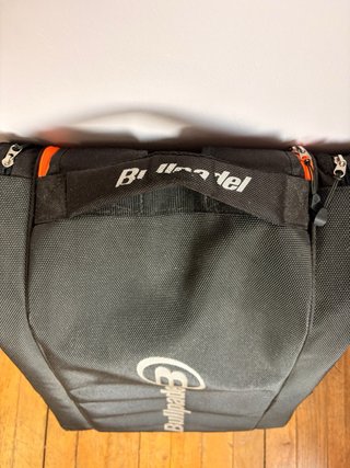 Paletero Bullpadel en Buen Estado