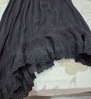 Falda Negra Stradivarius con Encaje