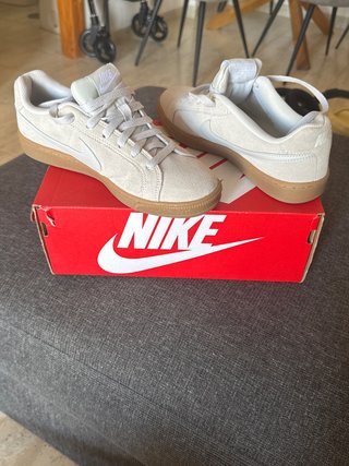 Zapatillas Nike Beige