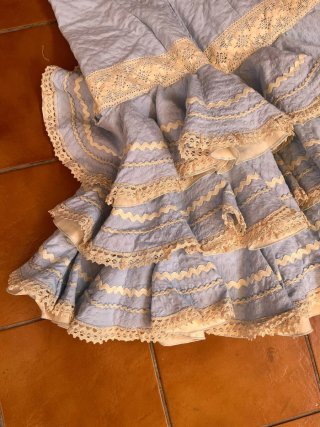 Traje de flamenca corto con bolso