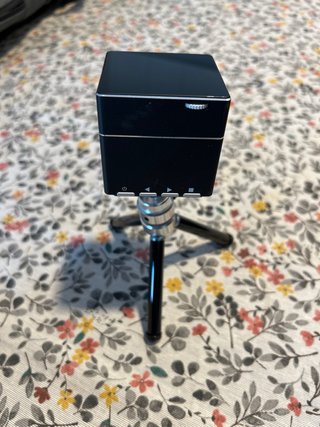 Proyector ExquizOn S6 Mini Cube DLP 1080P Wifi