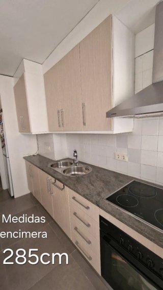 Cocina completa con electrodomésticos
