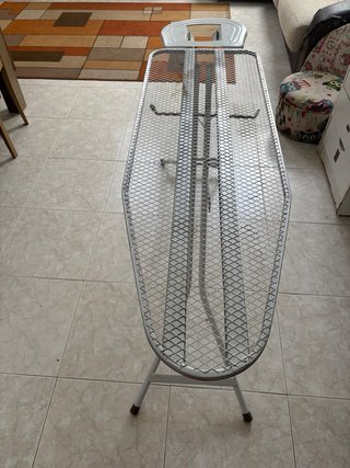 Mesa de planchar plegable