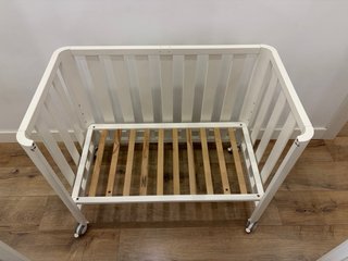 Minicuna colecho Doco blanca con colchon incluido
