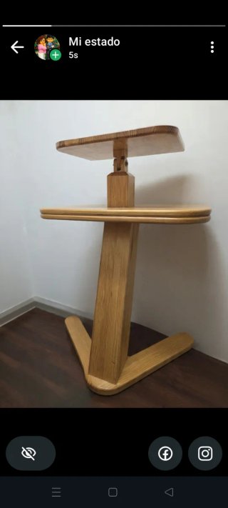 Atril de madera maciza
