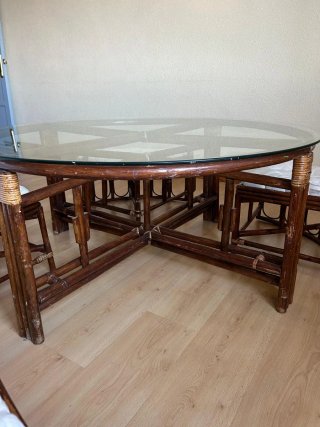 Mesa redonda bambú y cristal