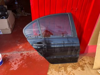 Puerta Trasera Derecha BMW E46