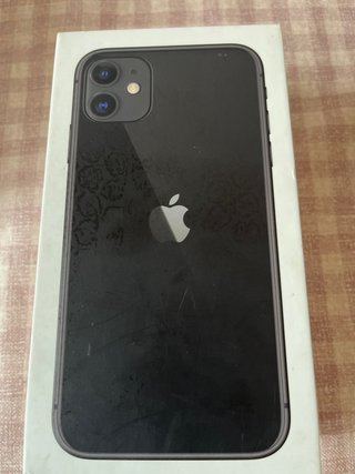 2 cajas iPhone 11 128GB Negro y 64GB blanco