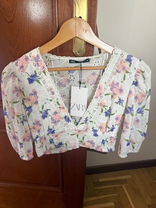 Top Zara flores TALLA S