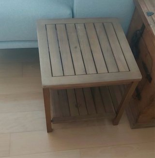 Mesita Auxiliar de Madera