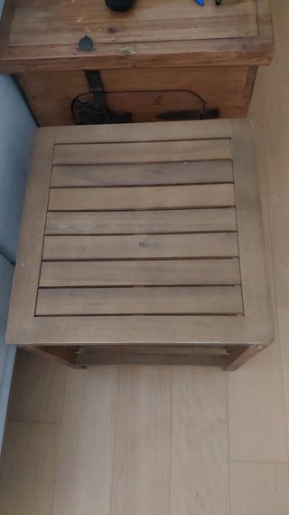 Mesita Auxiliar de Madera