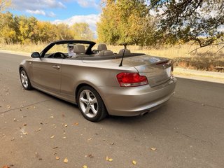 BMW Serie 1 2008 CABRIO SOLO 185.000 km PEGATINA C