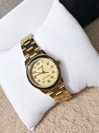 Reloj Casio Dorado