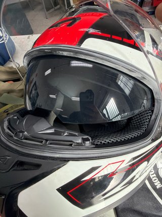 Casco de moto ASTONE