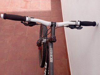 Bicicleta BTT B'Twin 520 Negra