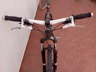 Bicicleta BTT B'Twin 520 Negra