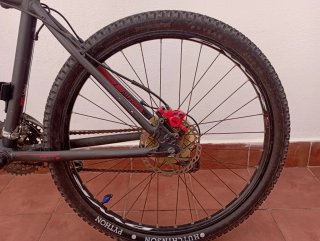 Bicicleta BTT B'Twin 520 Negra
