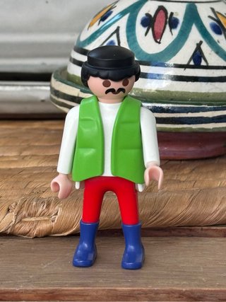 Playmobil figura hombre chaleco verde