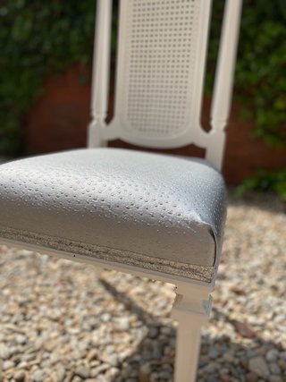 Silla estilo Luis XVI restaurada