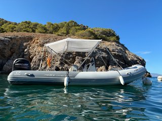 Lancha Semirrígida Zodiac Medline 580
