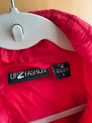 Chaqueta acolchada roja mujer