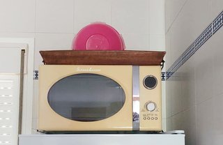 Microondas Retro Crema