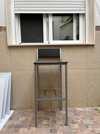 Set de 2 Taburetes de Madera y metal
